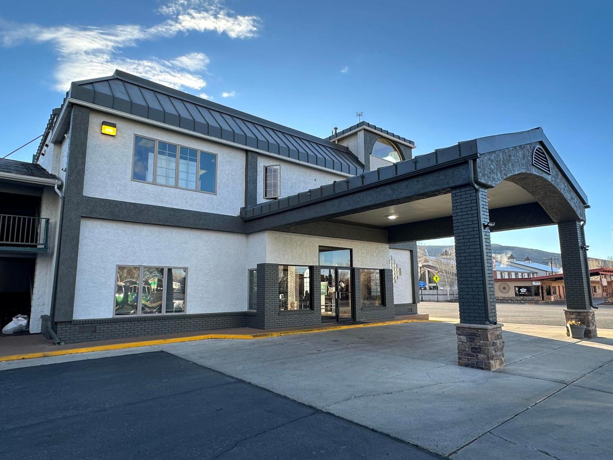 Wingate By Wyndham Gunnison Near Western Colorado University Exterior foto